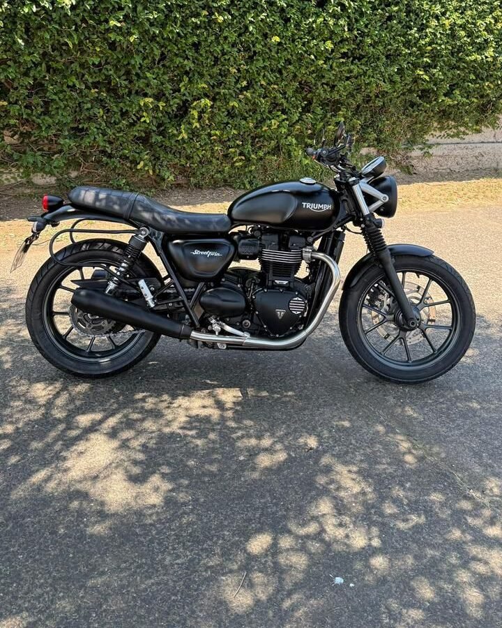 triumph-street-twin-2017-05