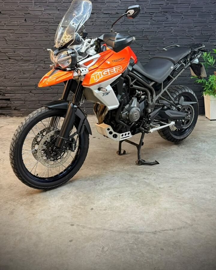 triumph-tiger-800-xca-2020-01